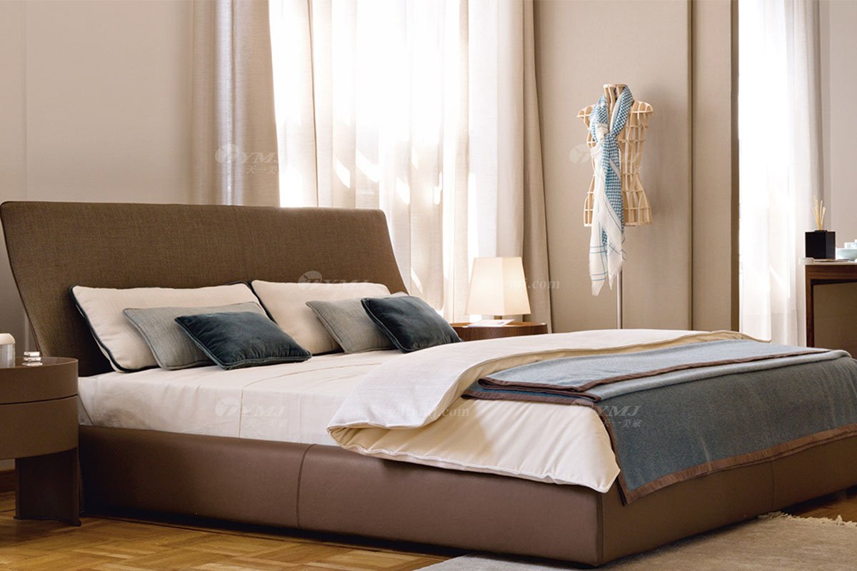  现代简约家具91精品久久久久久水蜜桃别墅会所家用时尚舒适皮艺大床婚床双人床A2513场景